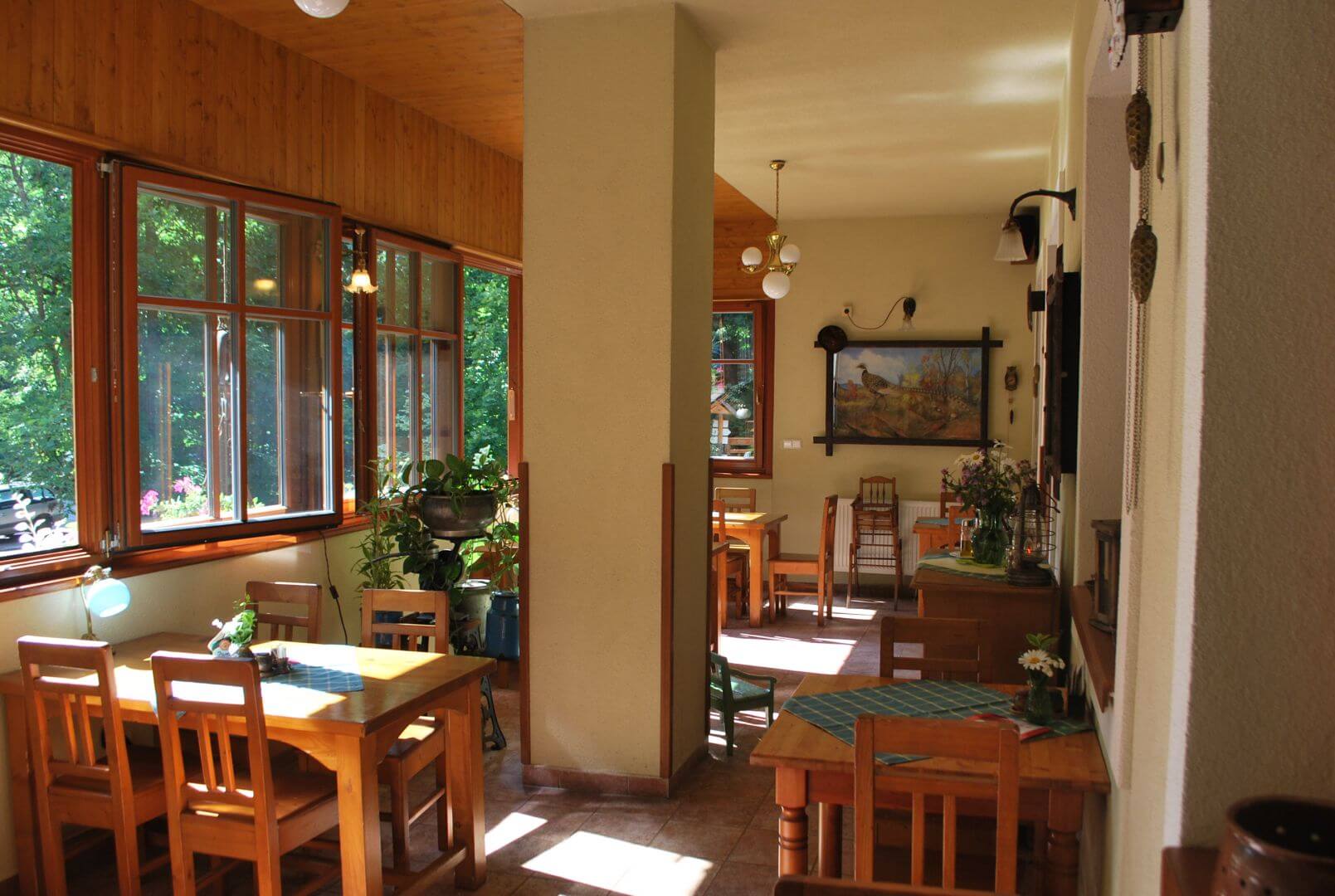 Restaurace Modrý Dveře Restaurace Polanka | Restaurace Nové Hrady